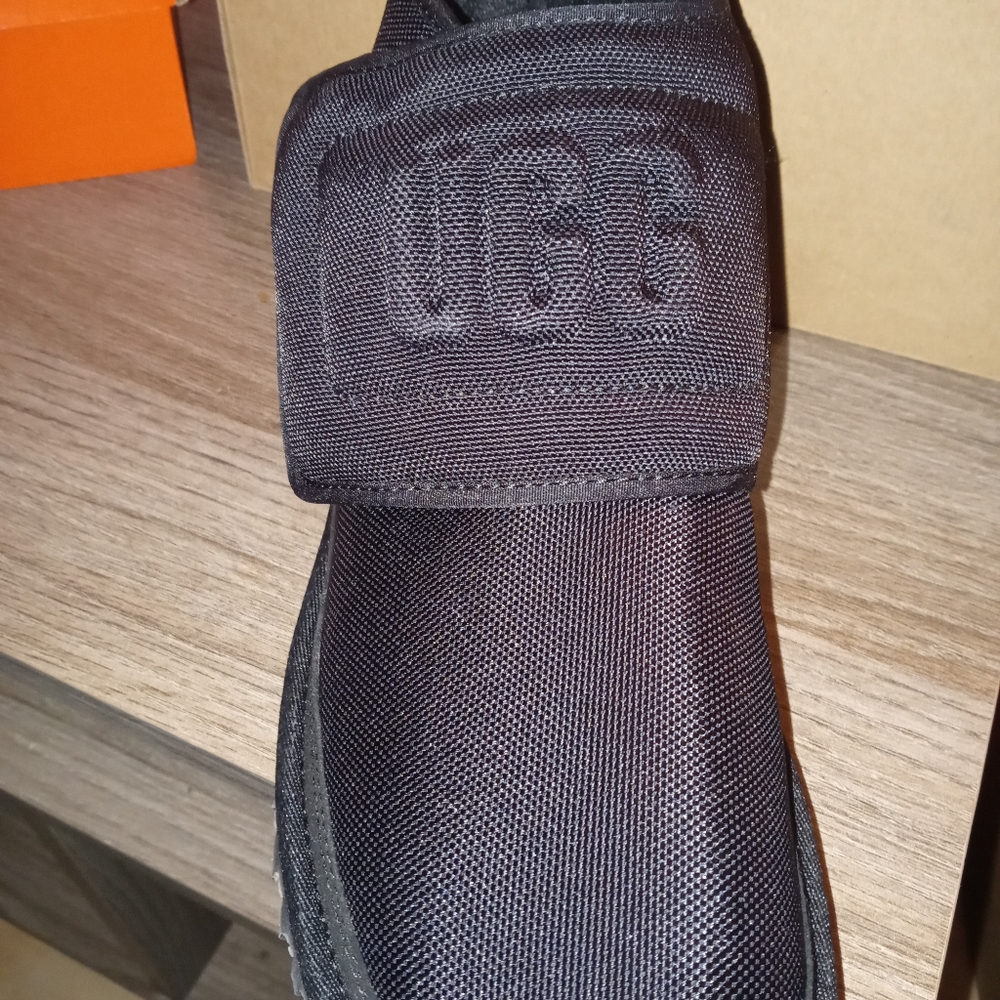 Mens Neumel Ugg boots